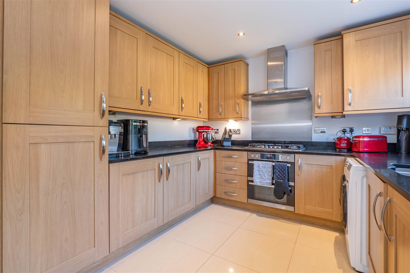 5 bed property in Prestwick Close, Chorley